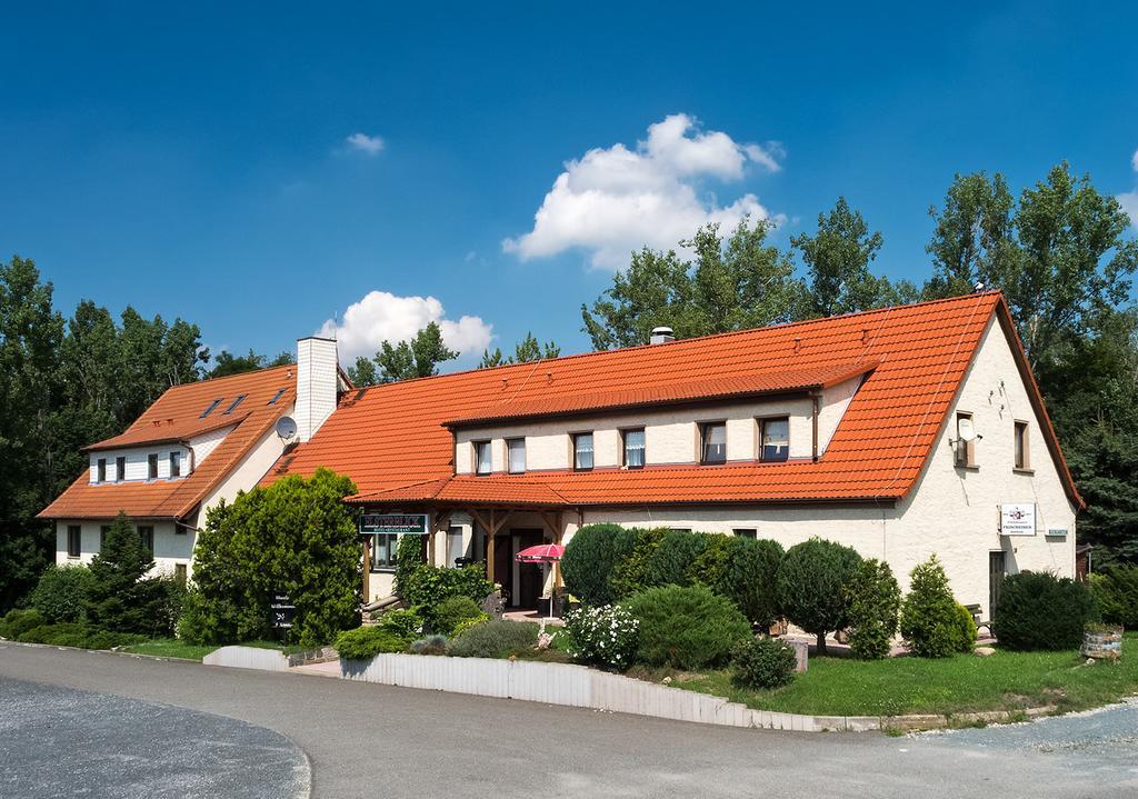 Hotel-Restaurant Elsterblick Elsteraue Bagian luar foto